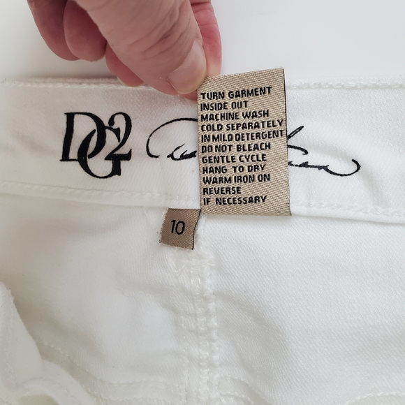 DG2 Diane Gilman Womens Bermuda Jean Shorts white - Picture 8 of 10